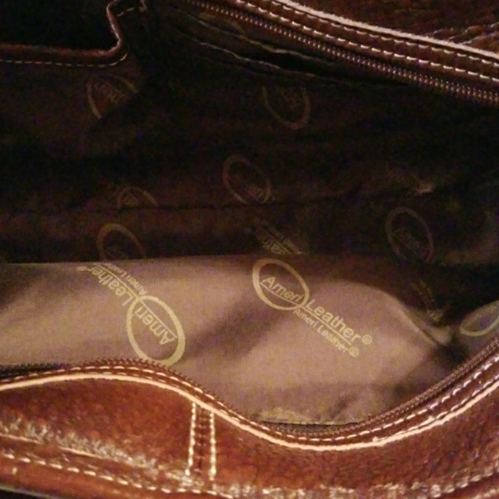 Purse - Picture 3 of 3